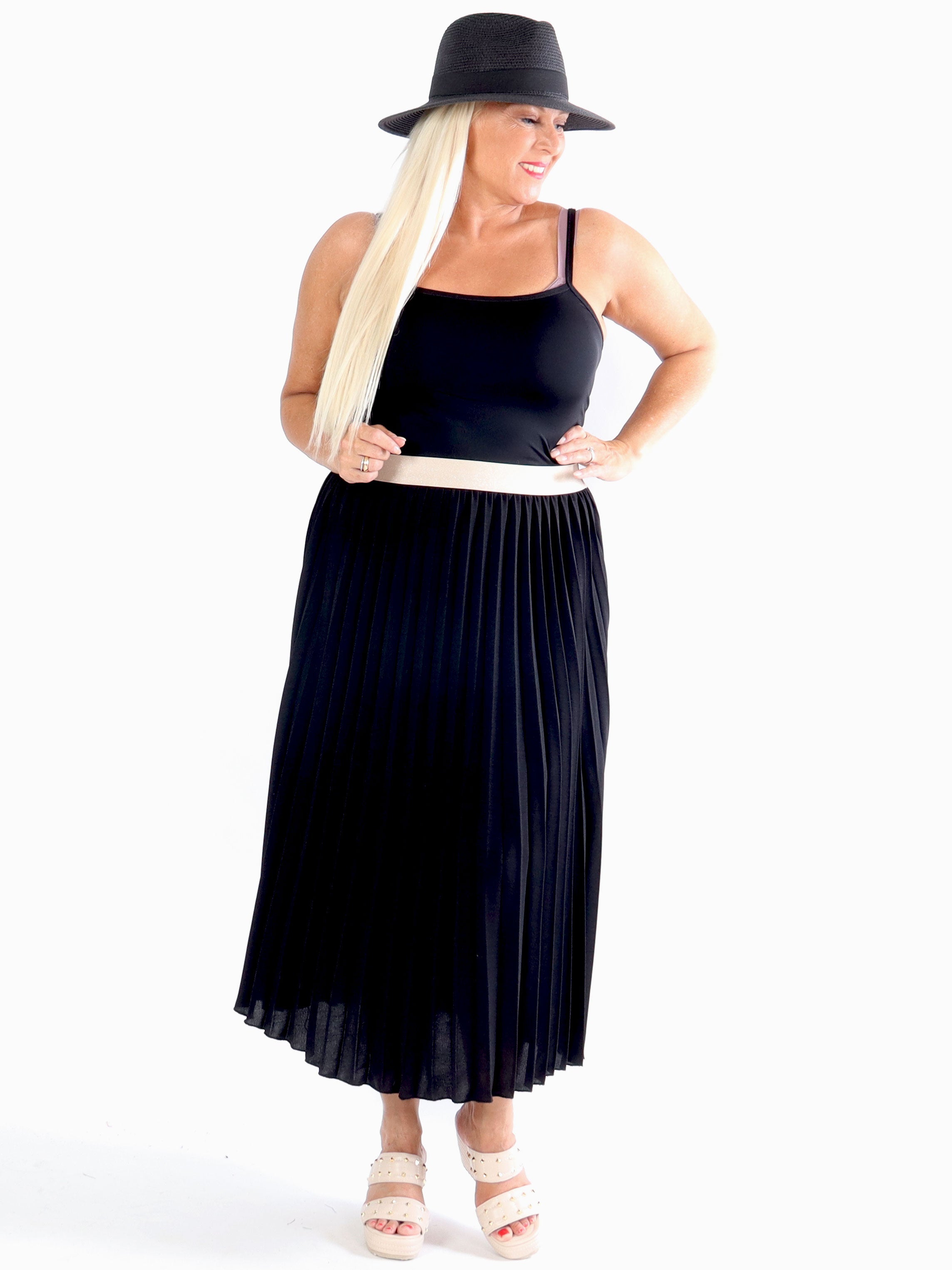 Mirjana - Lång plisserad kjol i stora storlekar